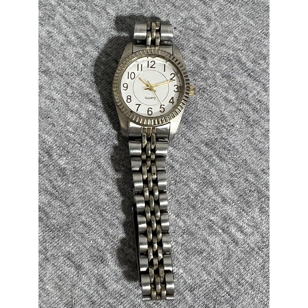 M.Z.‎ Berger Quartz Watch Silver Tone Japan Movt WS37B PC21 Stainless Steel Back
